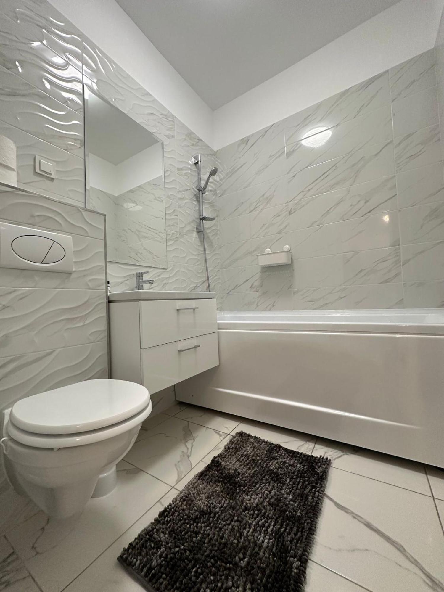 יאשי Nice Home For Your Family מראה חיצוני תמונה